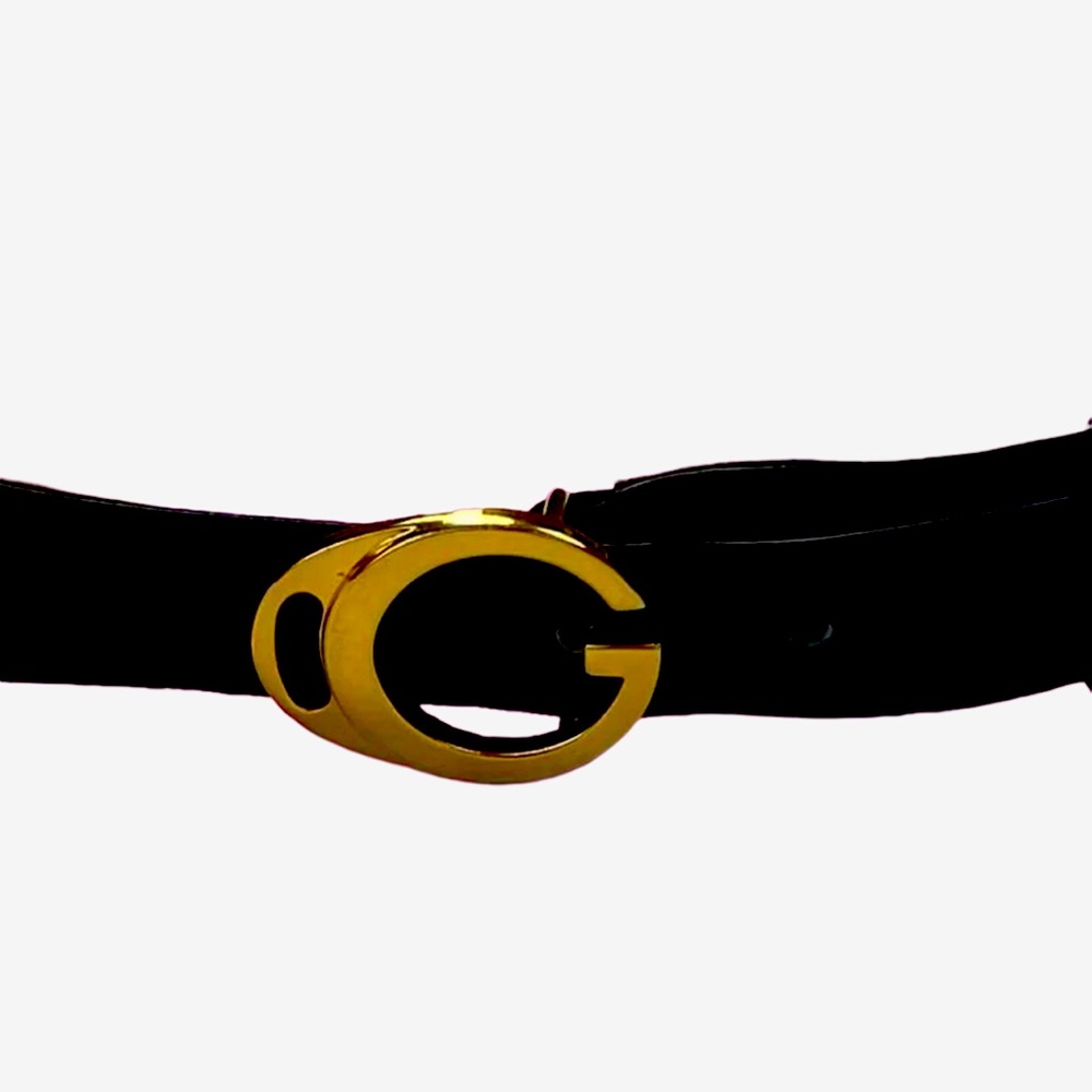 Gucci (Black and Gold) Leather Belt… excellent condition! 🥰